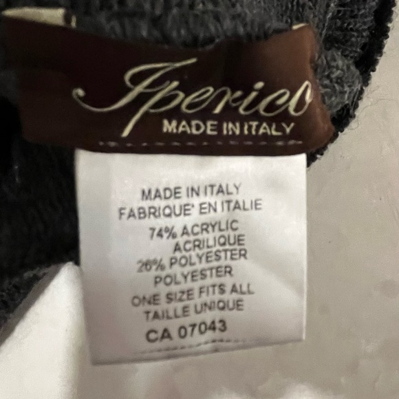 Gray poncho made me Italy 🇮🇹 - Picture 8 of 8